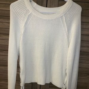 Long sleeve crop cream sweater